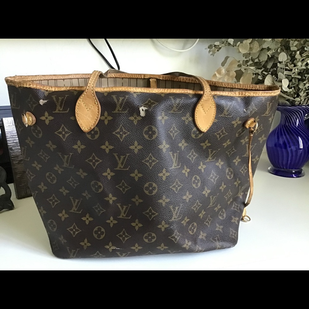 Louis Vuitton Never Full